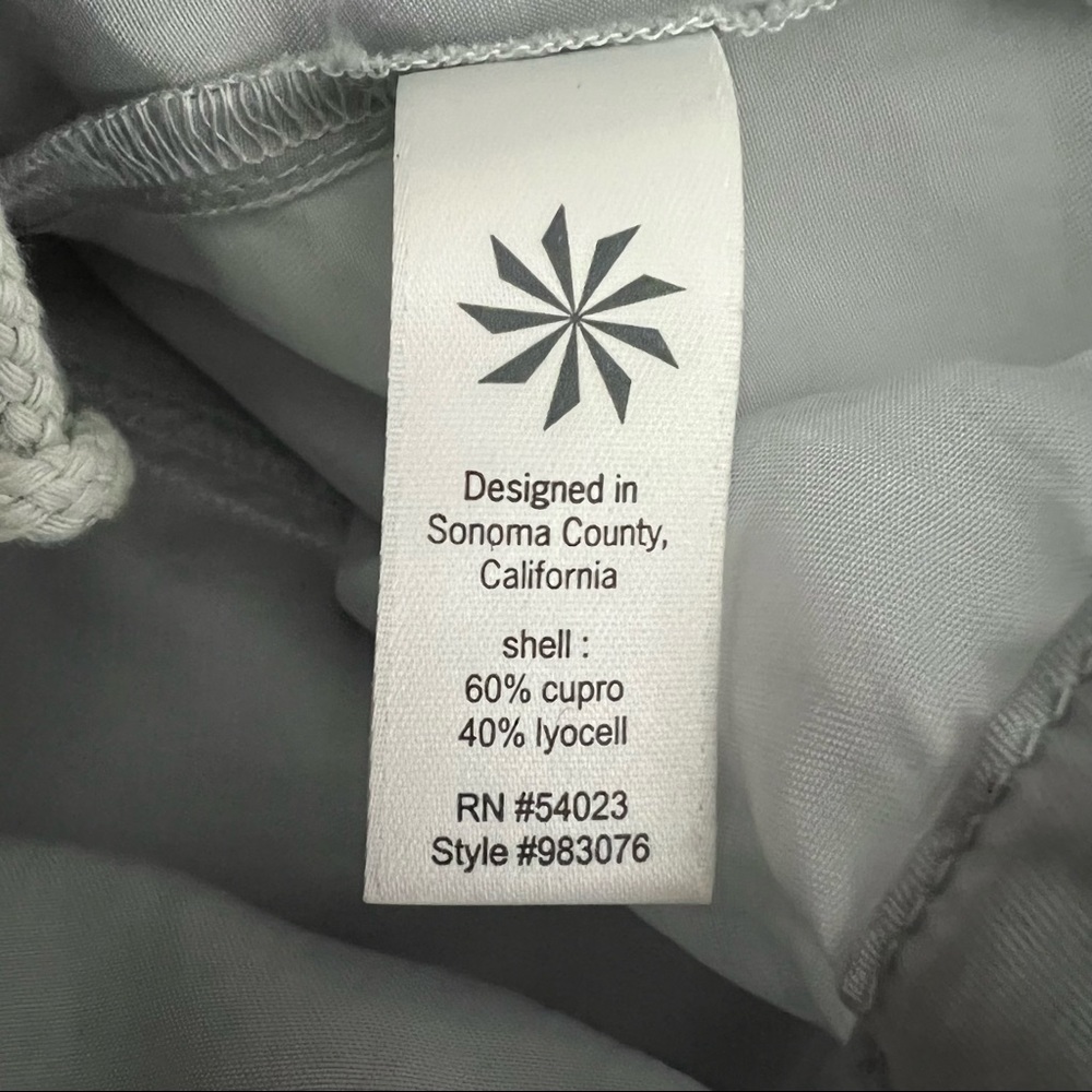 Athleta Luminous Silver Shimmer Anorak coat - Picture 5 of 7